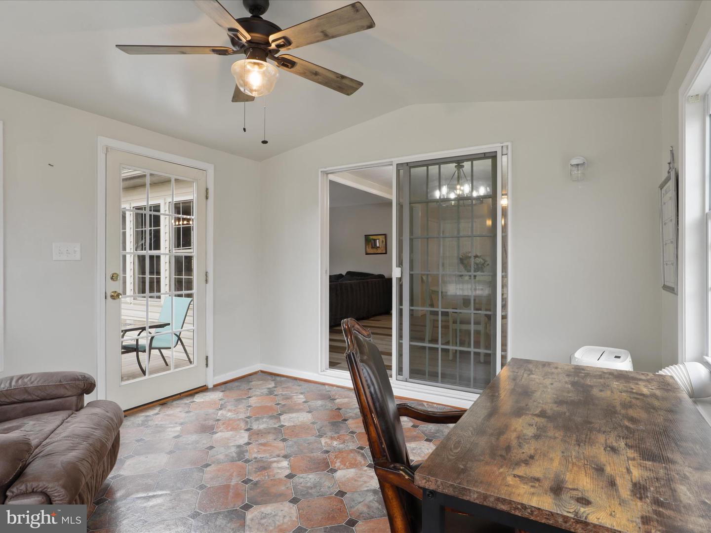 25 SUNSET RIDGE LN, FREDERICKSBURG, Virginia 22405, 4 Bedrooms Bedrooms, ,3 BathroomsBathrooms,Residential,For sale,25 SUNSET RIDGE LN,VAST2043266 MLS # VAST2043266
