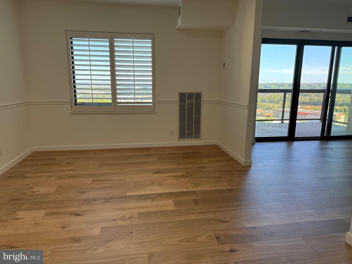 309 YOAKUM PKWY #1218, ALEXANDRIA, Virginia 22304, 3 Bedrooms Bedrooms, ,2 BathroomsBathrooms,Residential,For sale,309 YOAKUM PKWY #1218,VAAX2050500 MLS # VAAX2050500