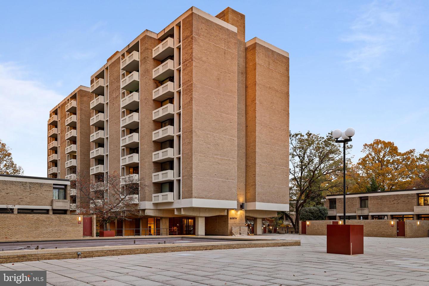 1245 4TH ST SW #E106, WASHINGTON, District Of Columbia 20024, 1 Bedroom Bedrooms, 4 Rooms Rooms,1 BathroomBathrooms,Residential,For sale,1245 4TH ST SW #E106,DCDC2225478 MLS # DCDC2225478