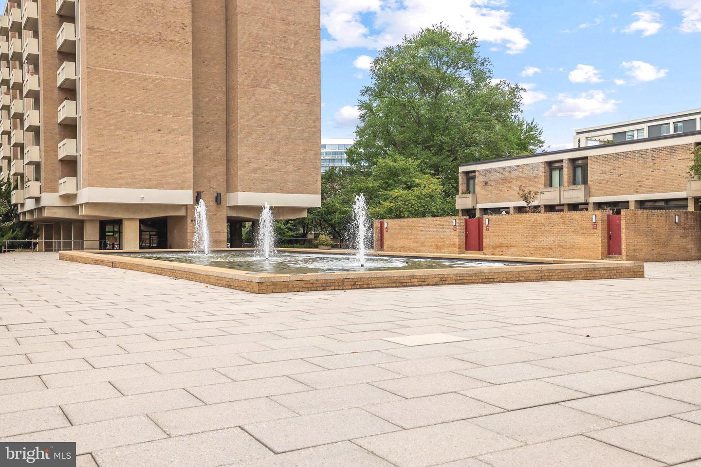 1245 4TH ST SW #E106, WASHINGTON, District Of Columbia 20024, 1 Bedroom Bedrooms, 4 Rooms Rooms,1 BathroomBathrooms,Residential,For sale,1245 4TH ST SW #E106,DCDC2225478 MLS # DCDC2225478