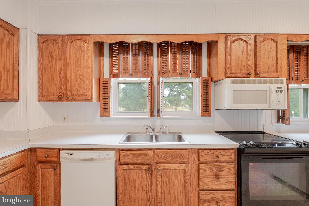 9571 TOWN HALL ROAD, MCGAHEYSVILLE, Virginia 22840, 4 Bedrooms Bedrooms, ,1 BathroomBathrooms,Residential,For sale,9571 TOWN HALL ROAD,VARO2002630 MLS # VARO2002630