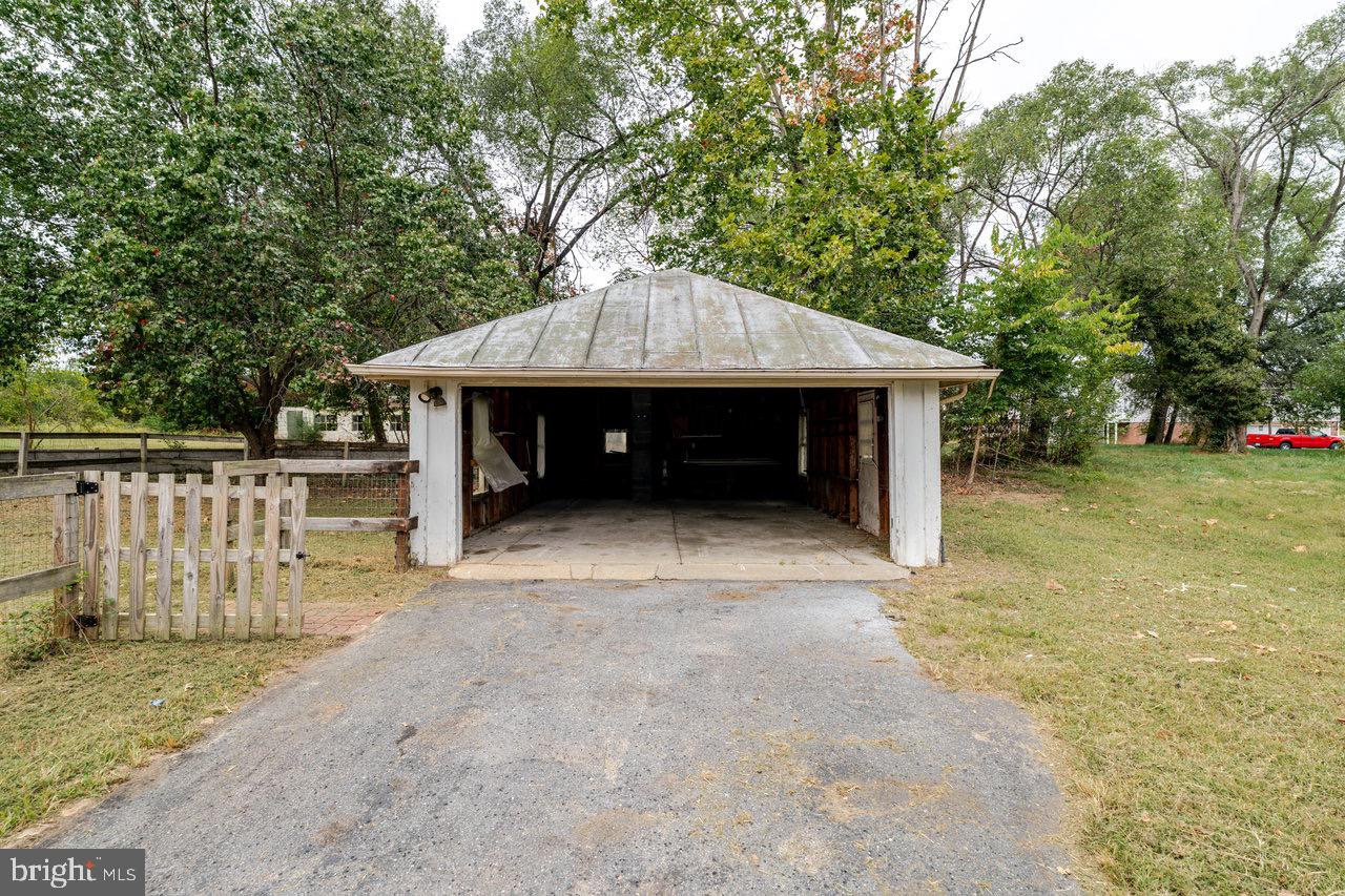9571 TOWN HALL ROAD, MCGAHEYSVILLE, Virginia 22840, 4 Bedrooms Bedrooms, ,1 BathroomBathrooms,Residential,For sale,9571 TOWN HALL ROAD,VARO2002630 MLS # VARO2002630