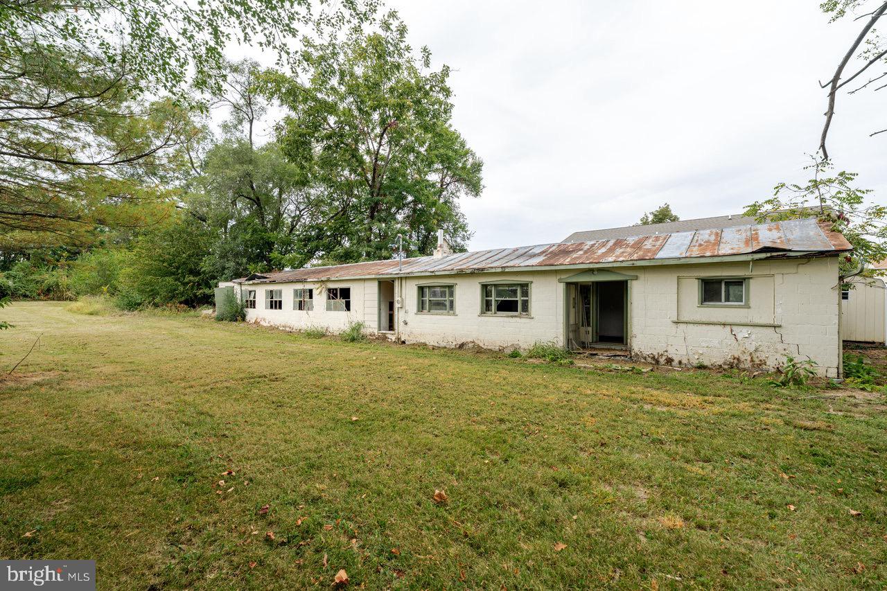 9571 TOWN HALL ROAD, MCGAHEYSVILLE, Virginia 22840, 4 Bedrooms Bedrooms, ,1 BathroomBathrooms,Residential,For sale,9571 TOWN HALL ROAD,VARO2002630 MLS # VARO2002630