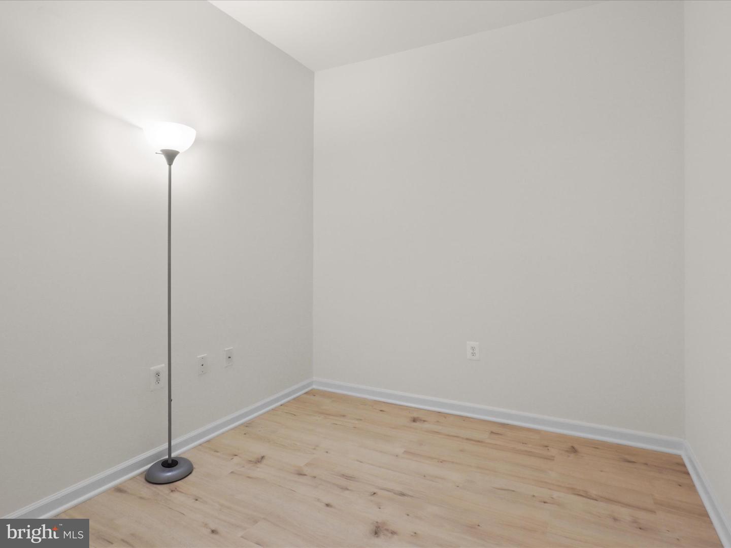 3820 LIGHTFOOT ST #214, CHANTILLY, Virginia 20151, 2 Bedrooms Bedrooms, ,1 BathroomBathrooms,Residential,For sale,3820 LIGHTFOOT ST #214,VAFX2272744 MLS # VAFX2272744