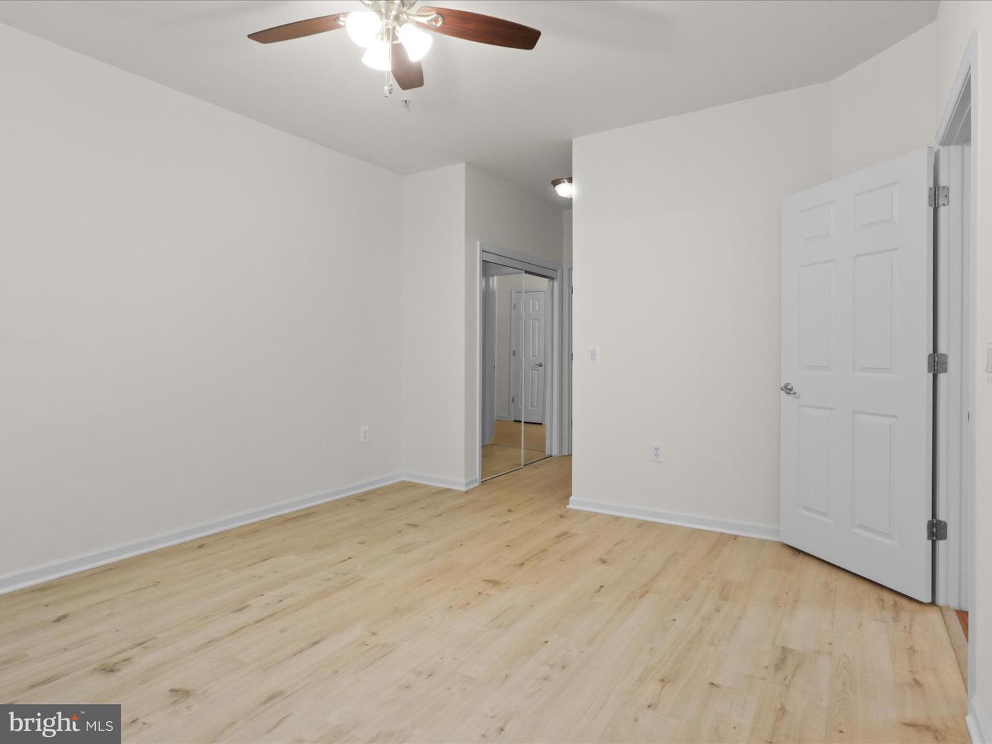 3820 LIGHTFOOT ST #214, CHANTILLY, Virginia 20151, 2 Bedrooms Bedrooms, ,1 BathroomBathrooms,Residential,For sale,3820 LIGHTFOOT ST #214,VAFX2272744 MLS # VAFX2272744