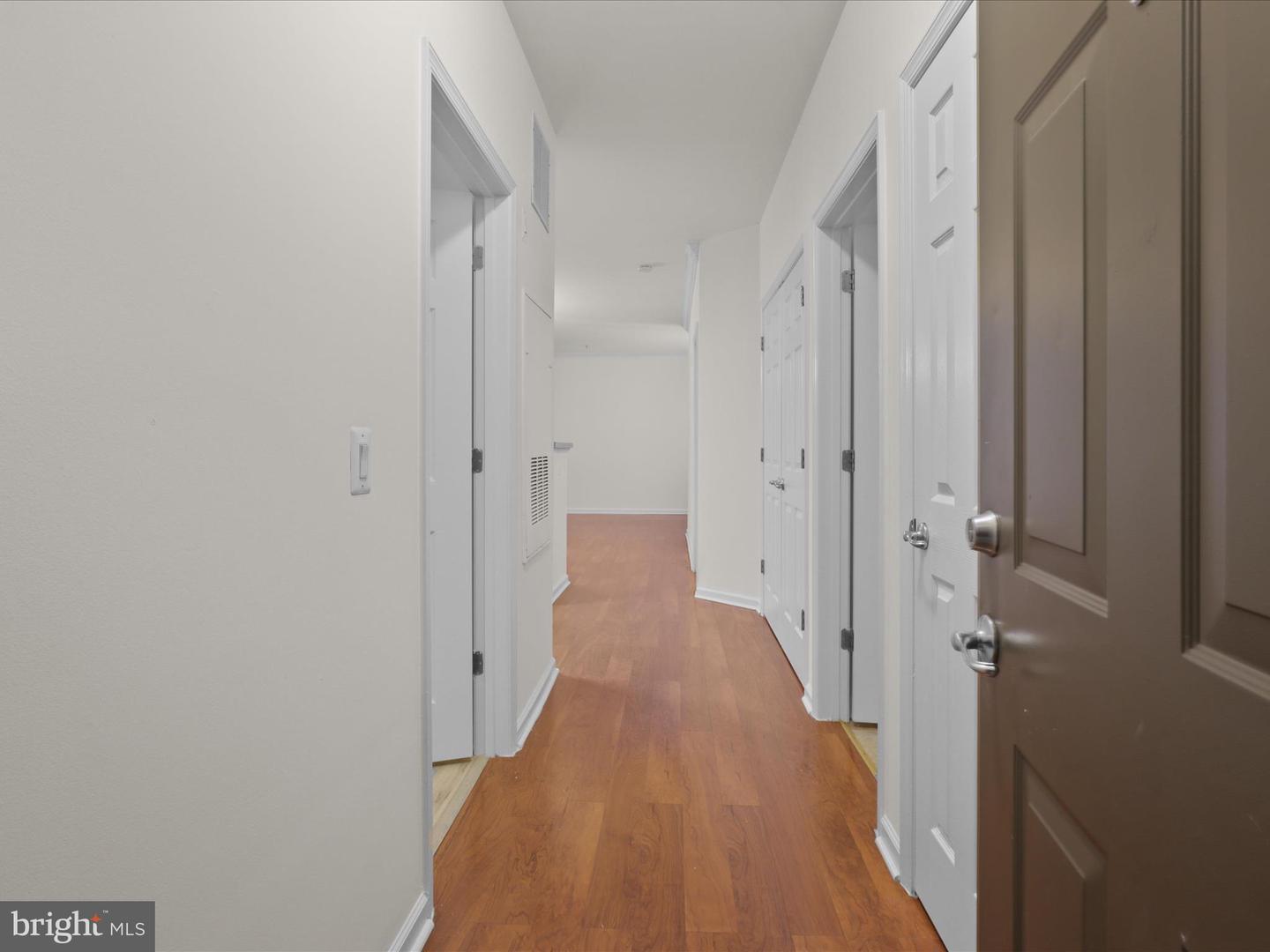 3820 LIGHTFOOT ST #214, CHANTILLY, Virginia 20151, 2 Bedrooms Bedrooms, ,1 BathroomBathrooms,Residential,For sale,3820 LIGHTFOOT ST #214,VAFX2272744 MLS # VAFX2272744
