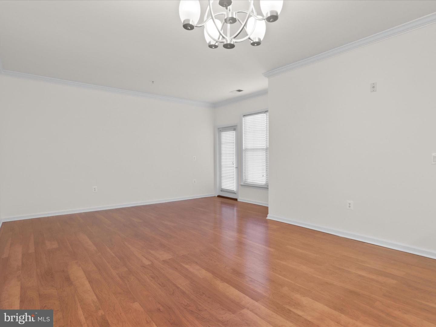 3820 LIGHTFOOT ST #214, CHANTILLY, Virginia 20151, 2 Bedrooms Bedrooms, ,1 BathroomBathrooms,Residential,For sale,3820 LIGHTFOOT ST #214,VAFX2272744 MLS # VAFX2272744