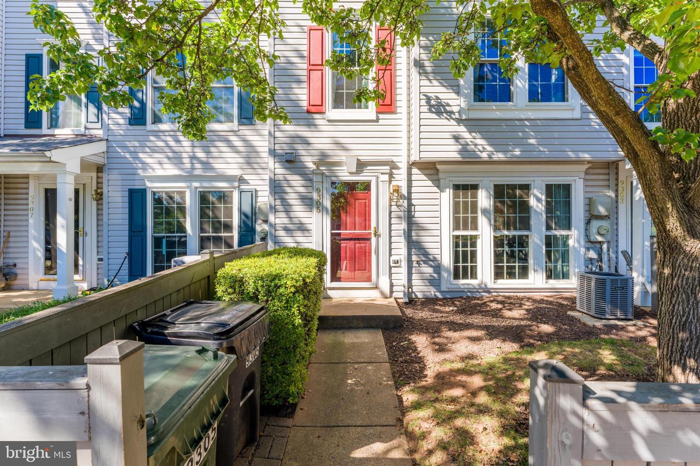 9305 GOOSEBERRY DR, MANASSAS, Virginia 20110, 3 Bedrooms Bedrooms, ,2 BathroomsBathrooms,Residential,For sale,9305 GOOSEBERRY DR,VAMN2009448 MLS # VAMN2009448