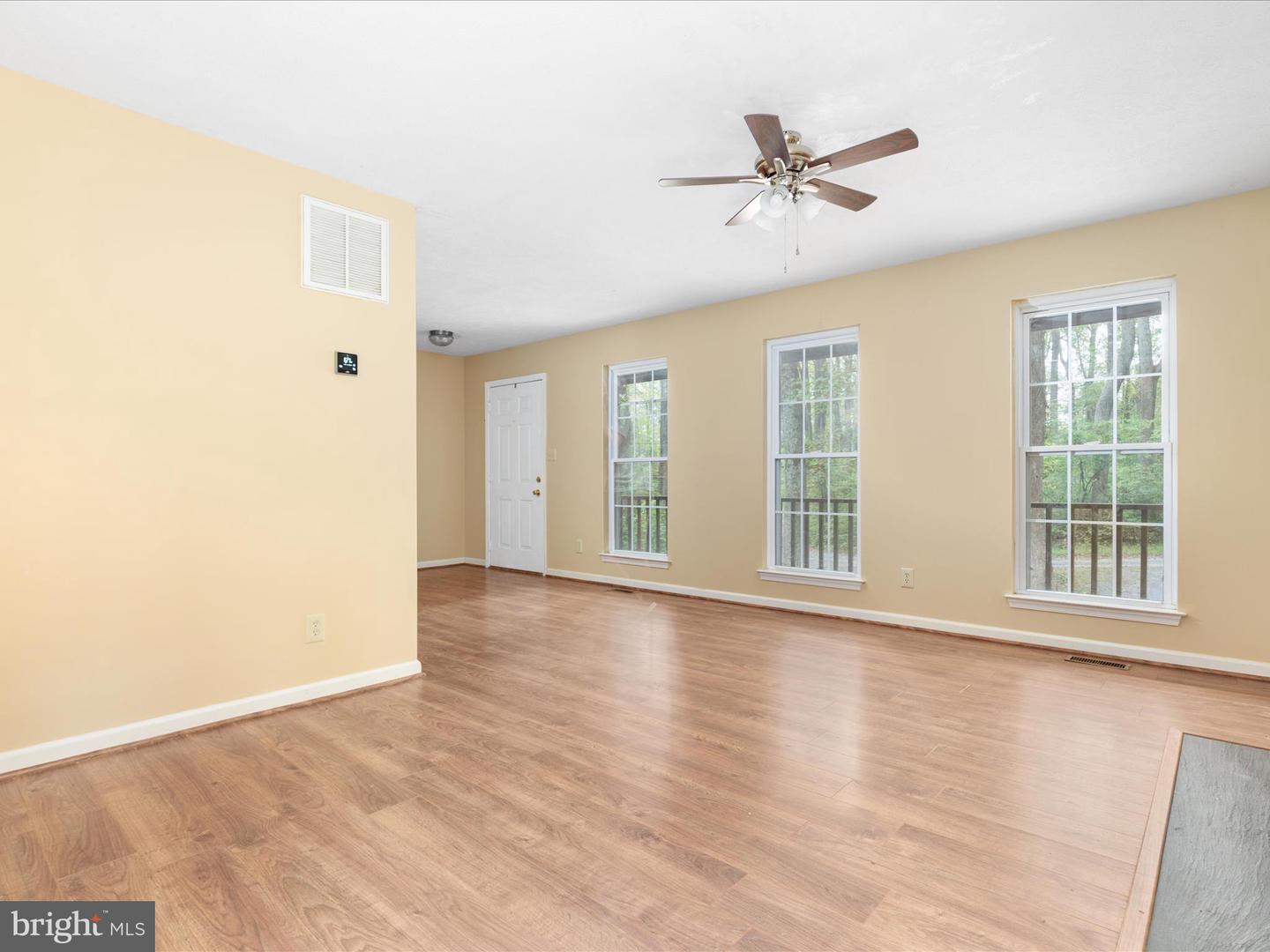 175 SCARLET TANAGER LN, FRONT ROYAL, Virginia 22630, 4 Bedrooms Bedrooms, ,2 BathroomsBathrooms,Residential,For sale,175 SCARLET TANAGER LN,VAWR2012486 MLS # VAWR2012486