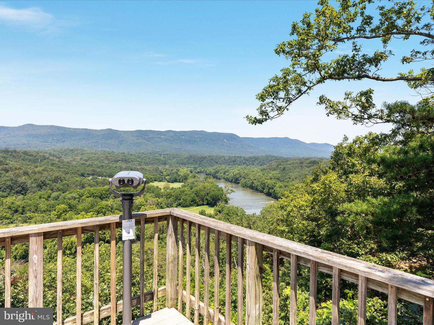 175 SCARLET TANAGER LN, FRONT ROYAL, Virginia 22630, 4 Bedrooms Bedrooms, ,2 BathroomsBathrooms,Residential,For sale,175 SCARLET TANAGER LN,VAWR2012486 MLS # VAWR2012486