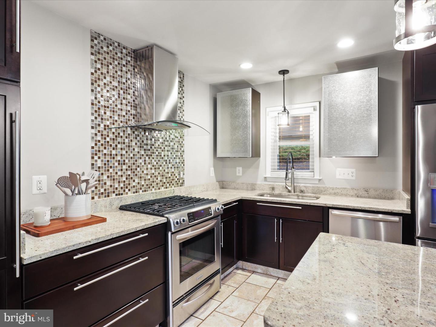 6330 GENTELE CT, ALEXANDRIA, Virginia 22310, 3 Bedrooms Bedrooms, ,3 BathroomsBathrooms,Residential,For sale,6330 GENTELE CT,VAFX2272758 MLS # VAFX2272758