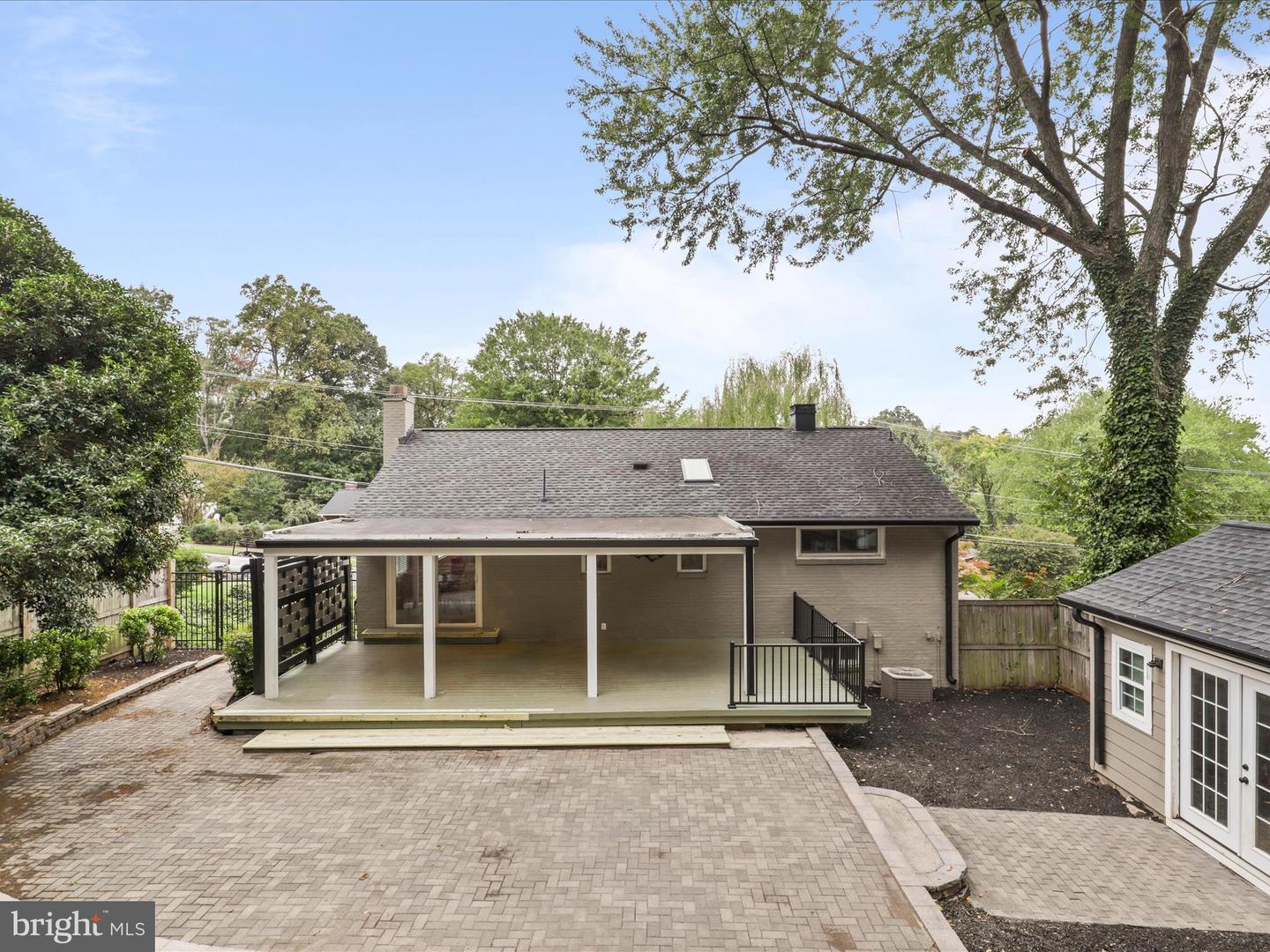 6330 GENTELE CT, ALEXANDRIA, Virginia 22310, 3 Bedrooms Bedrooms, ,3 BathroomsBathrooms,Residential,For sale,6330 GENTELE CT,VAFX2272758 MLS # VAFX2272758
