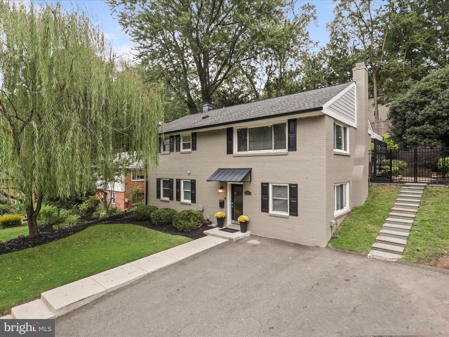 6330 GENTELE CT, ALEXANDRIA, Virginia 22310, 3 Bedrooms Bedrooms, ,3 BathroomsBathrooms,Residential,For sale,6330 GENTELE CT,VAFX2272758 MLS # VAFX2272758