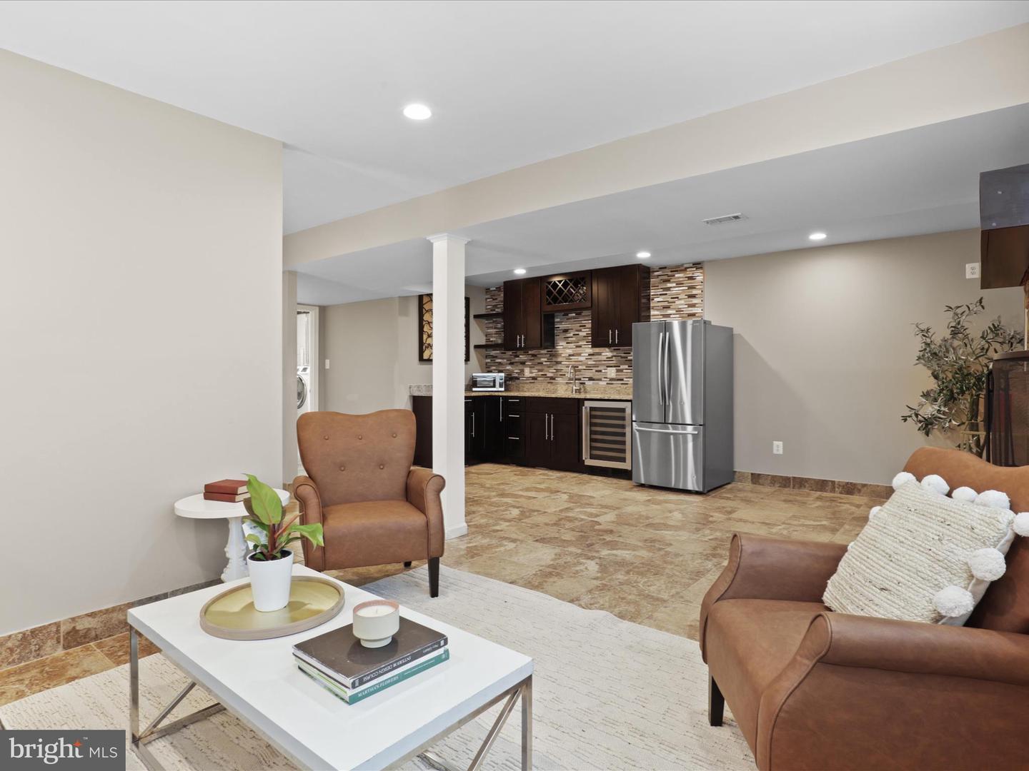 6330 GENTELE CT, ALEXANDRIA, Virginia 22310, 3 Bedrooms Bedrooms, ,3 BathroomsBathrooms,Residential,For sale,6330 GENTELE CT,VAFX2272758 MLS # VAFX2272758