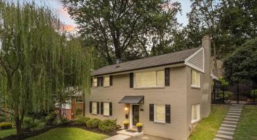 6330 GENTELE CT, ALEXANDRIA, Virginia 22310, 3 Bedrooms Bedrooms, ,3 BathroomsBathrooms,Residential,For sale,6330 GENTELE CT,VAFX2272758 MLS # VAFX2272758