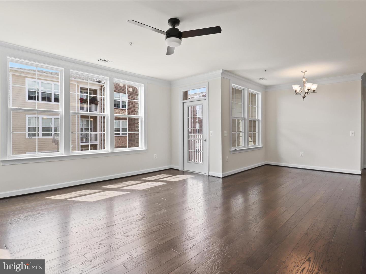 13724 NEIL ARMSTRONG AVE #408, HERNDON, Virginia 20171, 2 Bedrooms Bedrooms, ,2 BathroomsBathrooms,Residential,For sale,13724 NEIL ARMSTRONG AVE #408,VAFX2272760 MLS # VAFX2272760