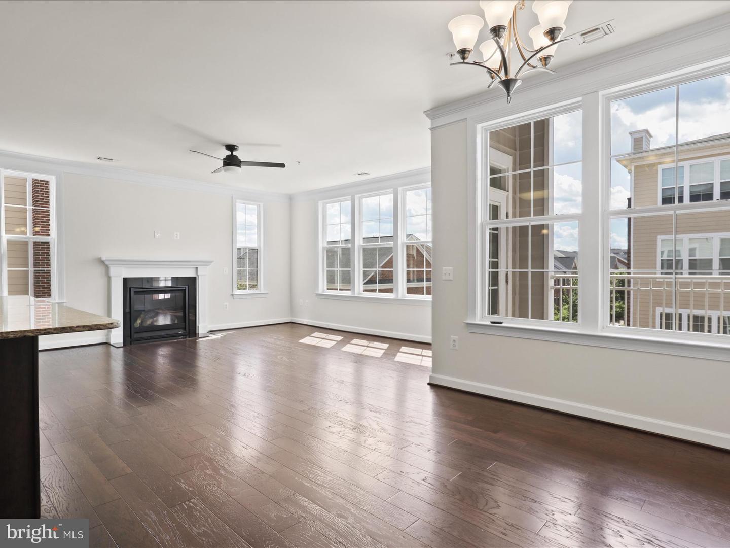 13724 NEIL ARMSTRONG AVE #408, HERNDON, Virginia 20171, 2 Bedrooms Bedrooms, ,2 BathroomsBathrooms,Residential,For sale,13724 NEIL ARMSTRONG AVE #408,VAFX2272760 MLS # VAFX2272760