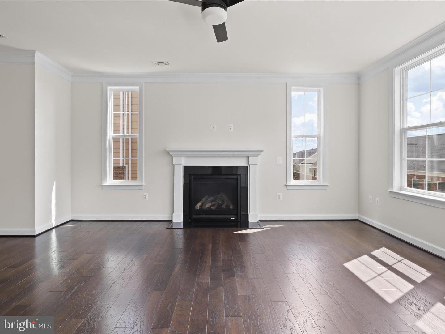 13724 NEIL ARMSTRONG AVE #408, HERNDON, Virginia 20171, 2 Bedrooms Bedrooms, ,2 BathroomsBathrooms,Residential,For sale,13724 NEIL ARMSTRONG AVE #408,VAFX2272760 MLS # VAFX2272760