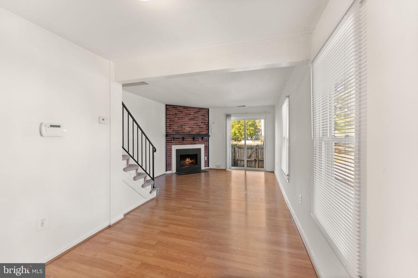 13838 BEAUJOLAIS CT, CHANTILLY, Virginia 20151, 2 Bedrooms Bedrooms, ,1 BathroomBathrooms,Residential,For sale,13838 BEAUJOLAIS CT,VAFX2272762 MLS # VAFX2272762