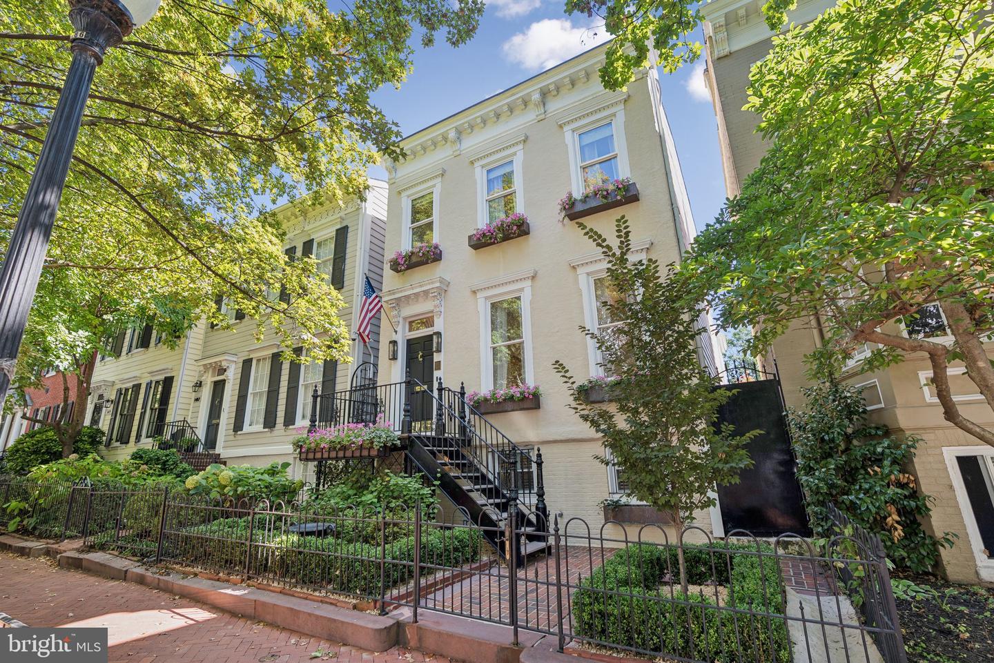 1415 33RD ST NW, WASHINGTON, District Of Columbia 20007, 4 Bedrooms Bedrooms, ,4 BathroomsBathrooms,Residential,For sale,1415 33RD ST NW,DCDC2225578 MLS # DCDC2225578