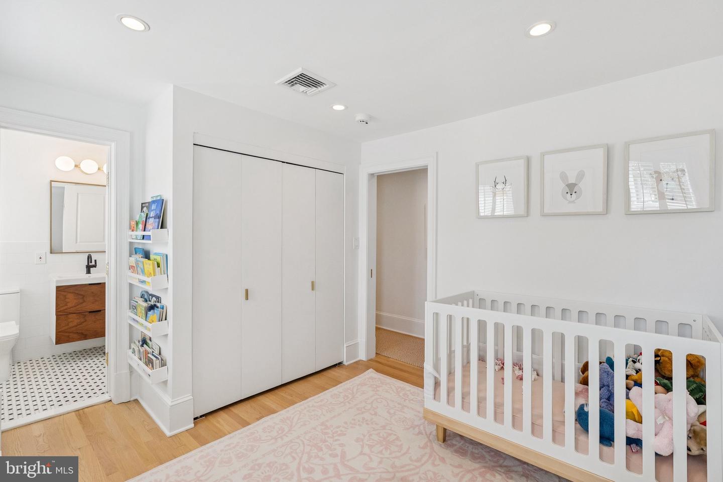 1415 33RD ST NW, WASHINGTON, District Of Columbia 20007, 4 Bedrooms Bedrooms, ,4 BathroomsBathrooms,Residential,For sale,1415 33RD ST NW,DCDC2225578 MLS # DCDC2225578