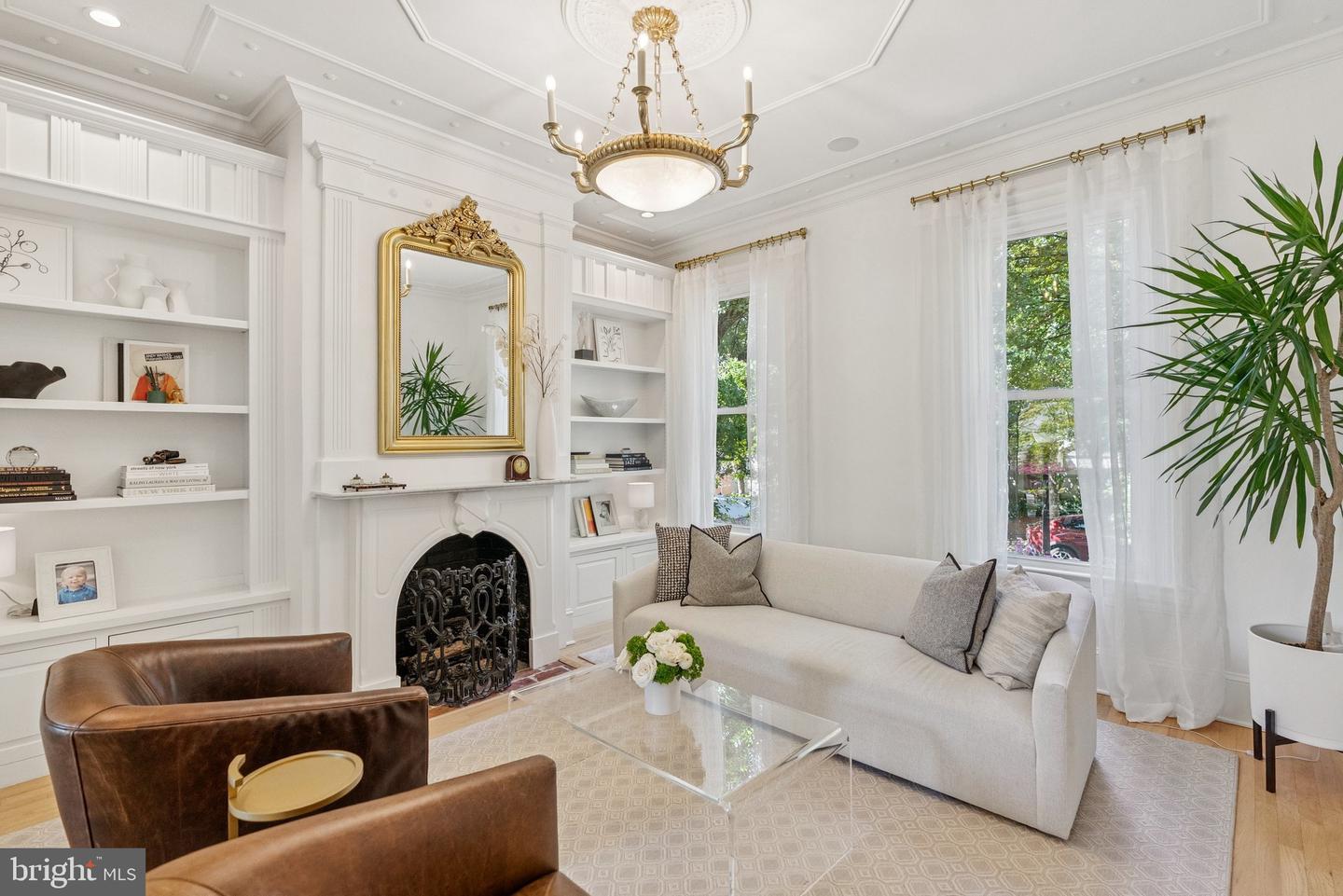 1415 33RD ST NW, WASHINGTON, District Of Columbia 20007, 4 Bedrooms Bedrooms, ,4 BathroomsBathrooms,Residential,For sale,1415 33RD ST NW,DCDC2225578 MLS # DCDC2225578