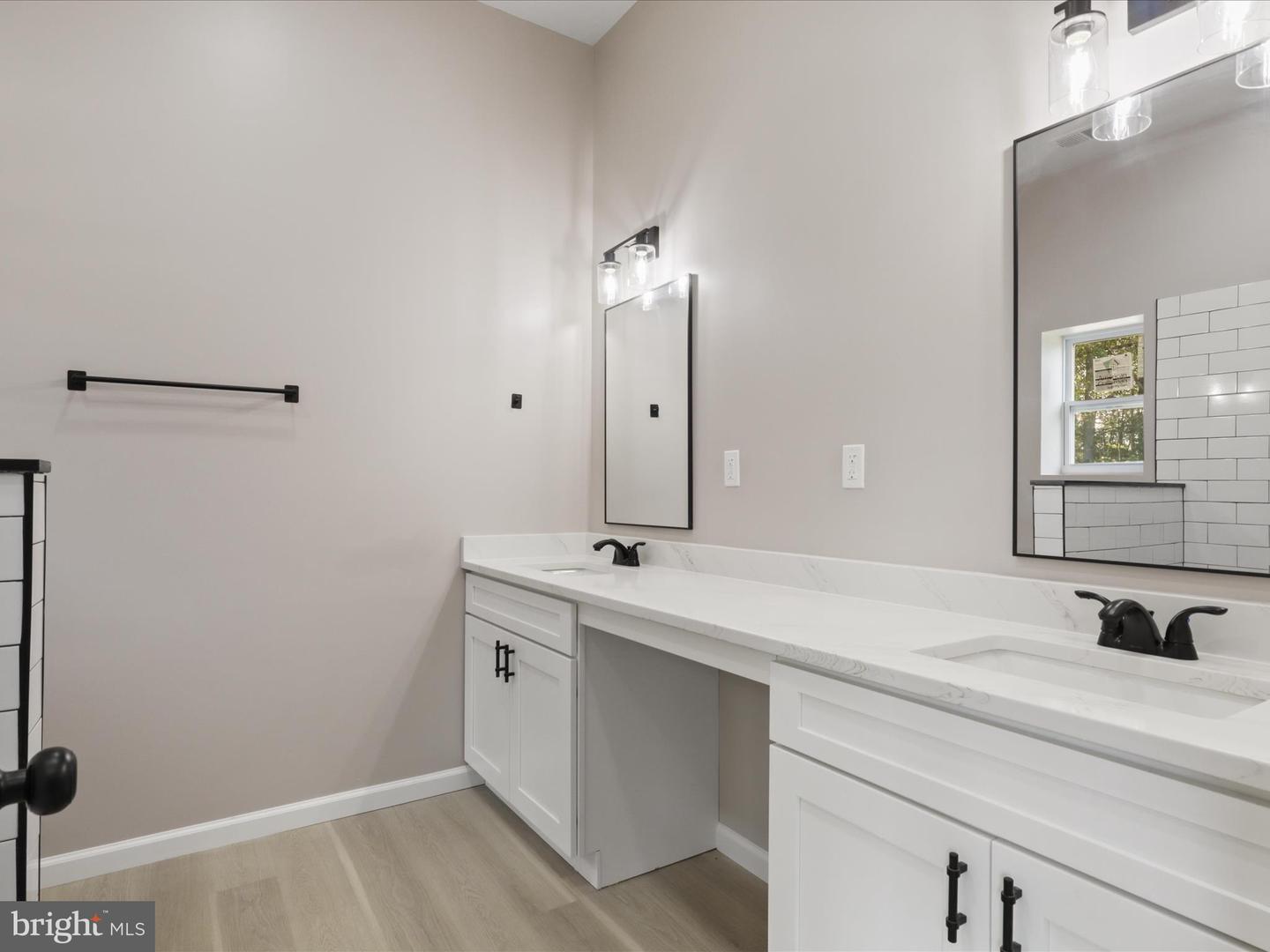 8039 CHANCELLOR RD, FREDERICKSBURG, Virginia 22407, 5 Bedrooms Bedrooms, ,4 BathroomsBathrooms,Residential,For sale,8039 CHANCELLOR RD,VASP2036706 MLS # VASP2036706