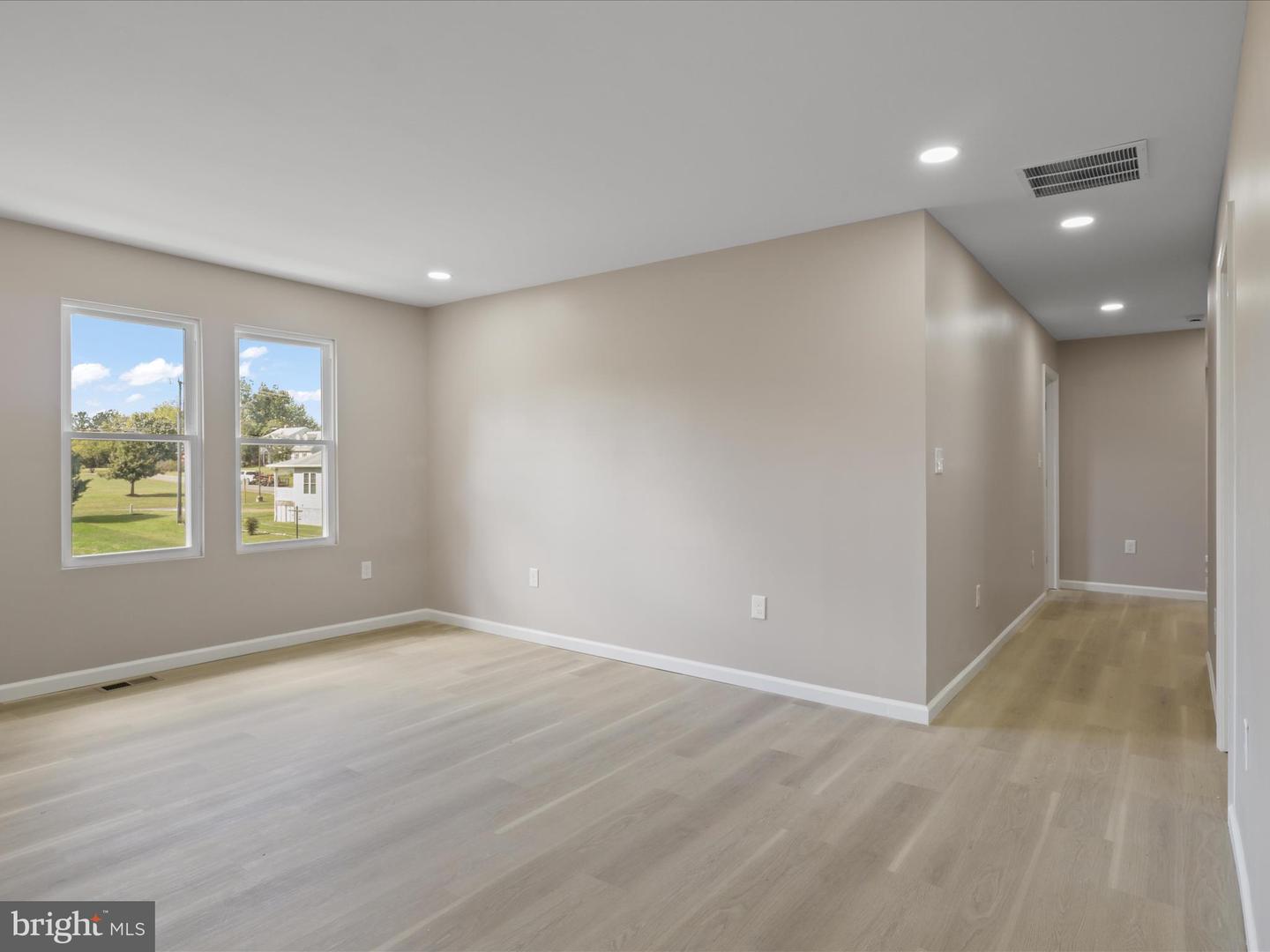 8039 CHANCELLOR RD, FREDERICKSBURG, Virginia 22407, 5 Bedrooms Bedrooms, ,4 BathroomsBathrooms,Residential,For sale,8039 CHANCELLOR RD,VASP2036706 MLS # VASP2036706