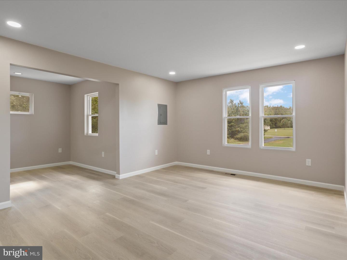 8039 CHANCELLOR RD, FREDERICKSBURG, Virginia 22407, 5 Bedrooms Bedrooms, ,4 BathroomsBathrooms,Residential,For sale,8039 CHANCELLOR RD,VASP2036706 MLS # VASP2036706