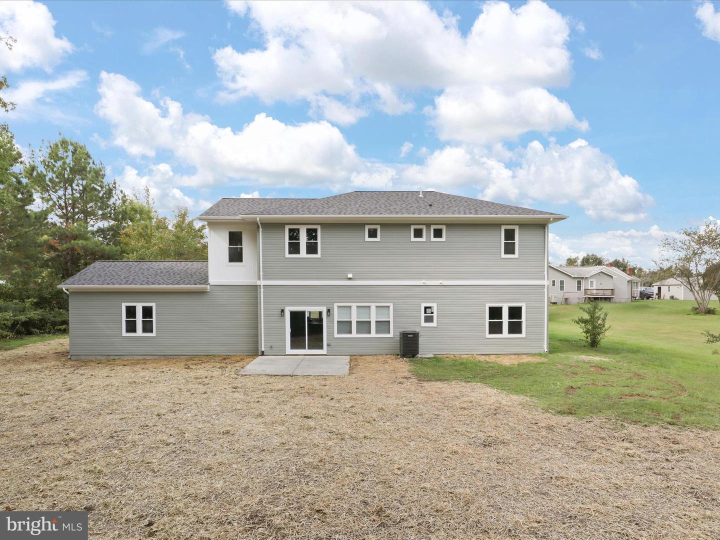 8039 CHANCELLOR RD, FREDERICKSBURG, Virginia 22407, 5 Bedrooms Bedrooms, ,4 BathroomsBathrooms,Residential,For sale,8039 CHANCELLOR RD,VASP2036706 MLS # VASP2036706