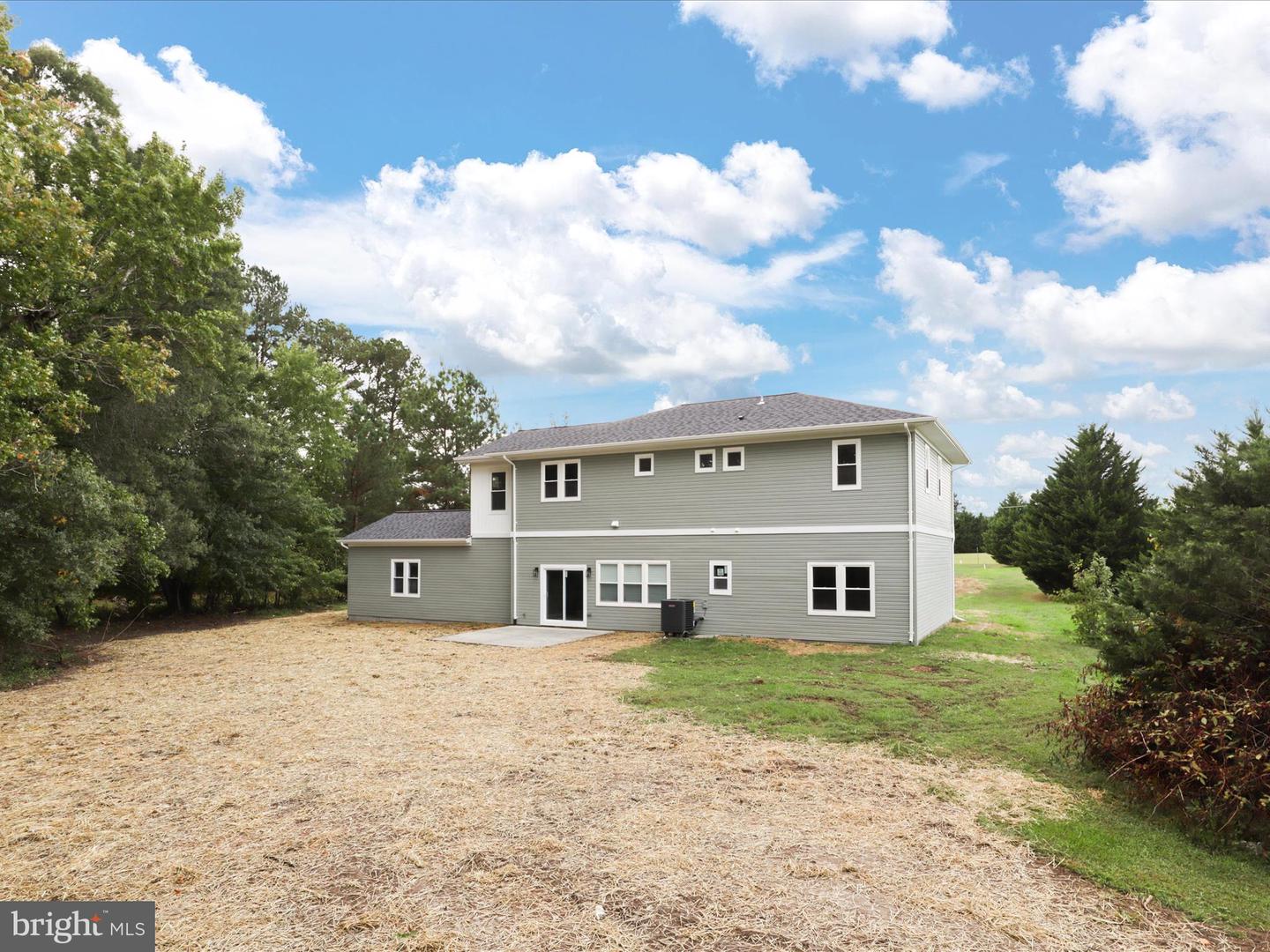 8039 CHANCELLOR RD, FREDERICKSBURG, Virginia 22407, 5 Bedrooms Bedrooms, ,4 BathroomsBathrooms,Residential,For sale,8039 CHANCELLOR RD,VASP2036706 MLS # VASP2036706