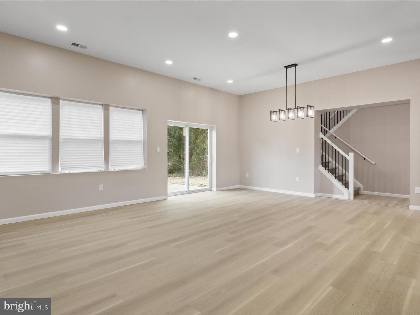 8039 CHANCELLOR RD, FREDERICKSBURG, Virginia 22407, 5 Bedrooms Bedrooms, ,4 BathroomsBathrooms,Residential,For sale,8039 CHANCELLOR RD,VASP2036706 MLS # VASP2036706