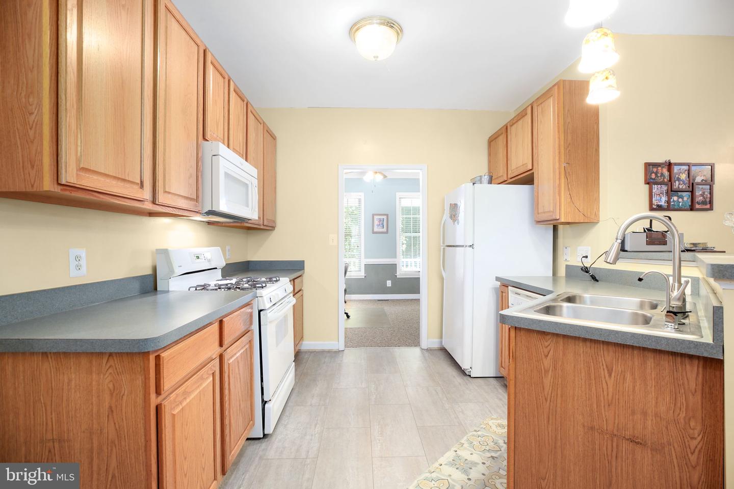 11710 GERANIUM ST, FREDERICKSBURG, Virginia 22407, 5 Bedrooms Bedrooms, ,2 BathroomsBathrooms,Residential,For sale,11710 GERANIUM ST,VASP2036708 MLS # VASP2036708