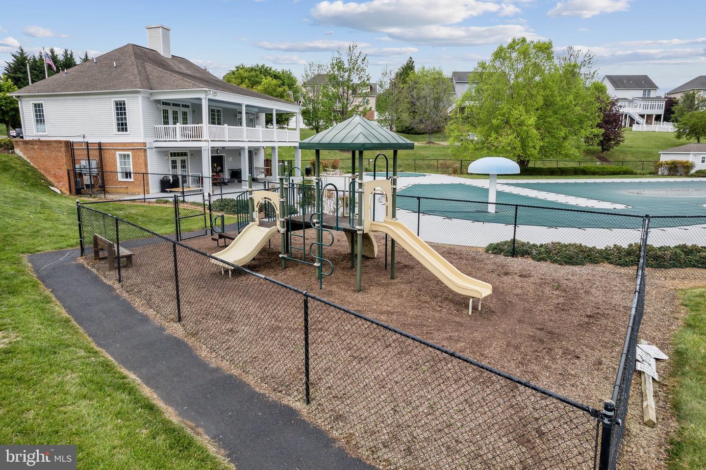 279 HEATHER LN, STAUNTON, Virginia 24401, 4 Bedrooms Bedrooms, ,2 BathroomsBathrooms,Residential,For sale,279 HEATHER LN,VAAG2002686 MLS # VAAG2002686
