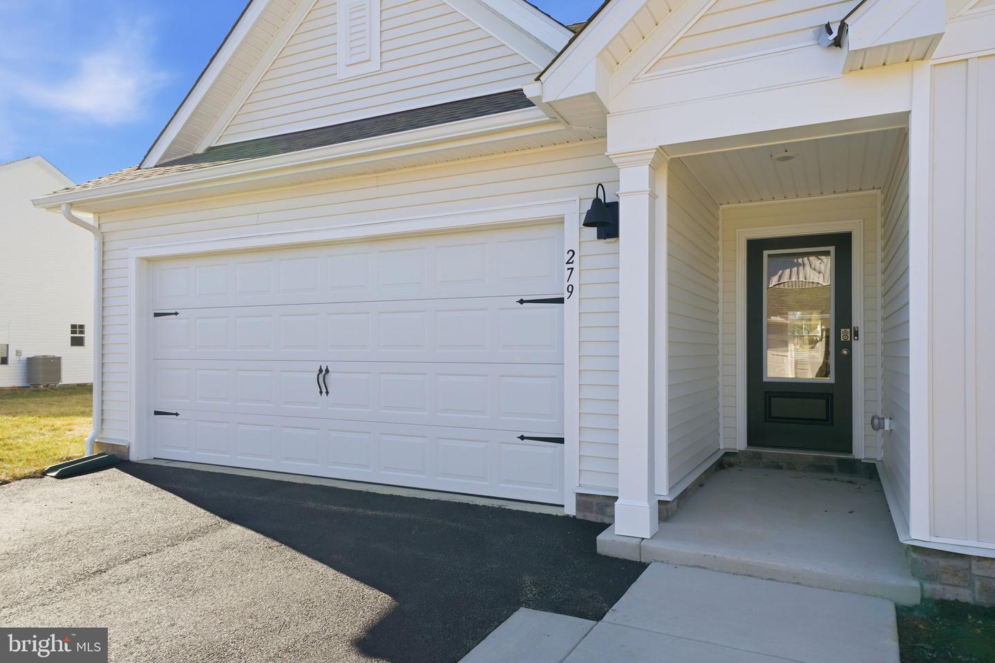 279 HEATHER LN, STAUNTON, Virginia 24401, 4 Bedrooms Bedrooms, ,2 BathroomsBathrooms,Residential,For sale,279 HEATHER LN,VAAG2002686 MLS # VAAG2002686