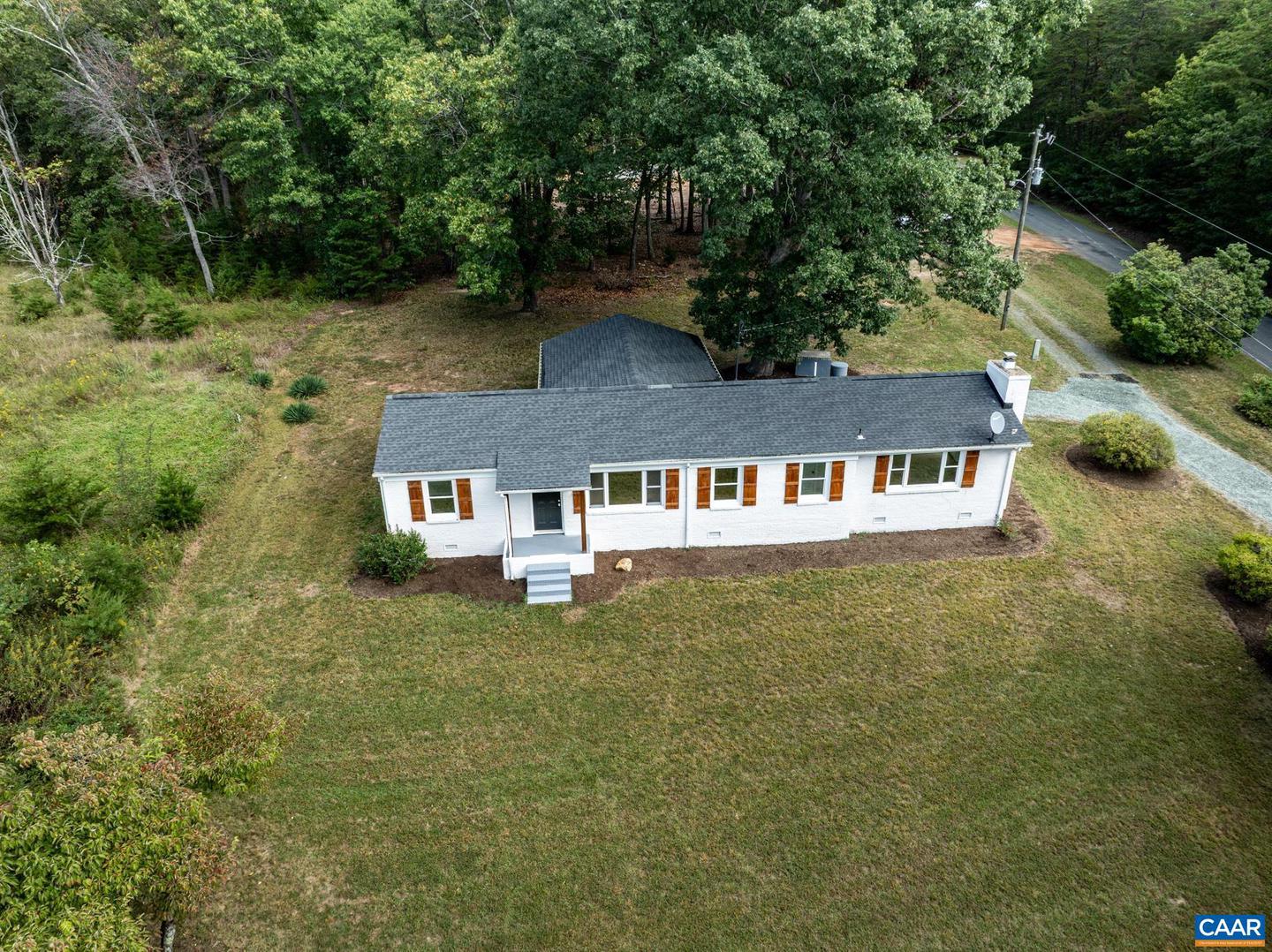19 HARLOW TOWN RD, LOUISA, Virginia 23093, 3 Bedrooms Bedrooms, ,2 BathroomsBathrooms,Residential,For sale,19 HARLOW TOWN RD,669668 MLS # 669668