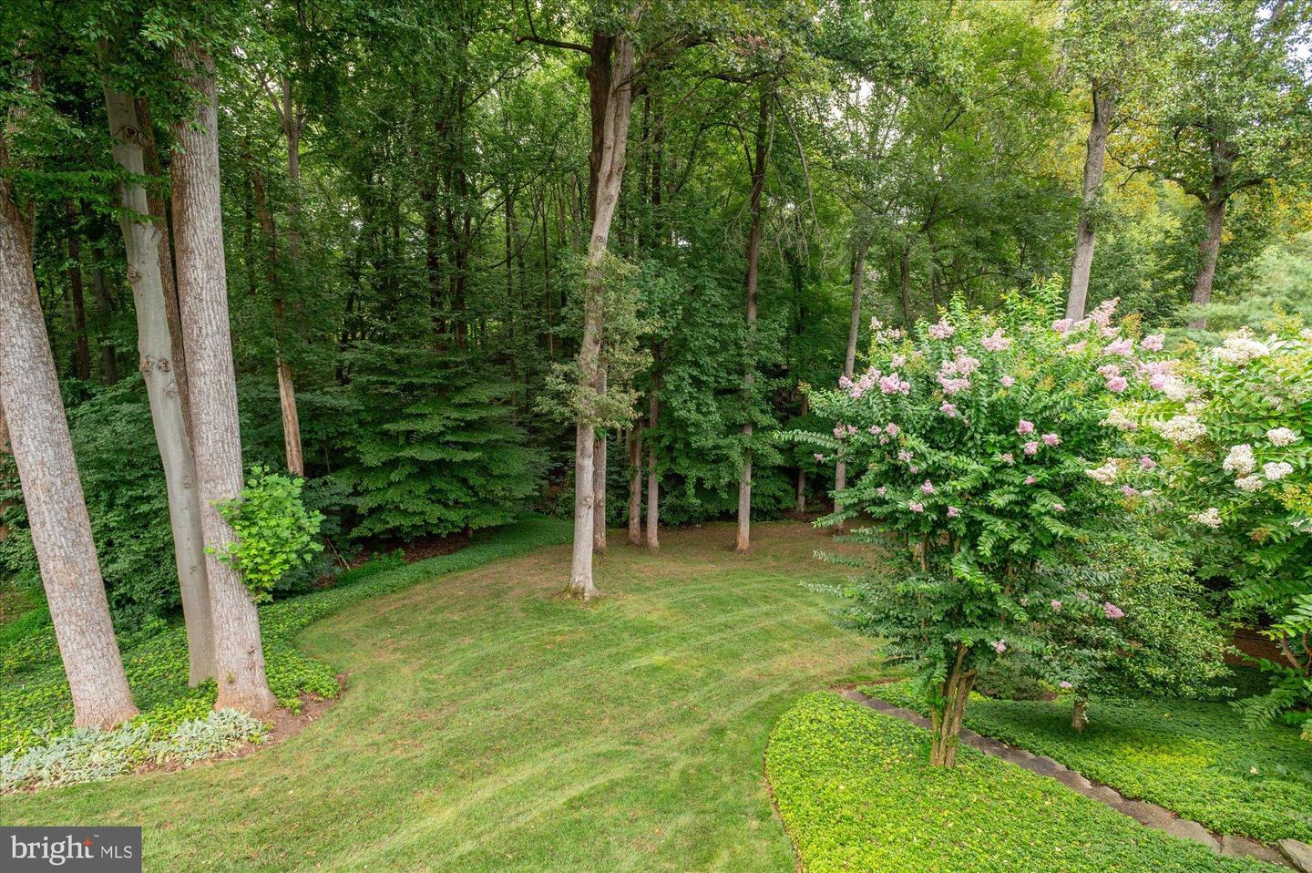 11308 STONEHOUSE PL, POTOMAC FALLS, Virginia 20165, 6 Bedrooms Bedrooms, 12 Rooms Rooms,5 BathroomsBathrooms,Residential,For sale,11308 STONEHOUSE PL,VALO2108290 MLS # VALO2108290