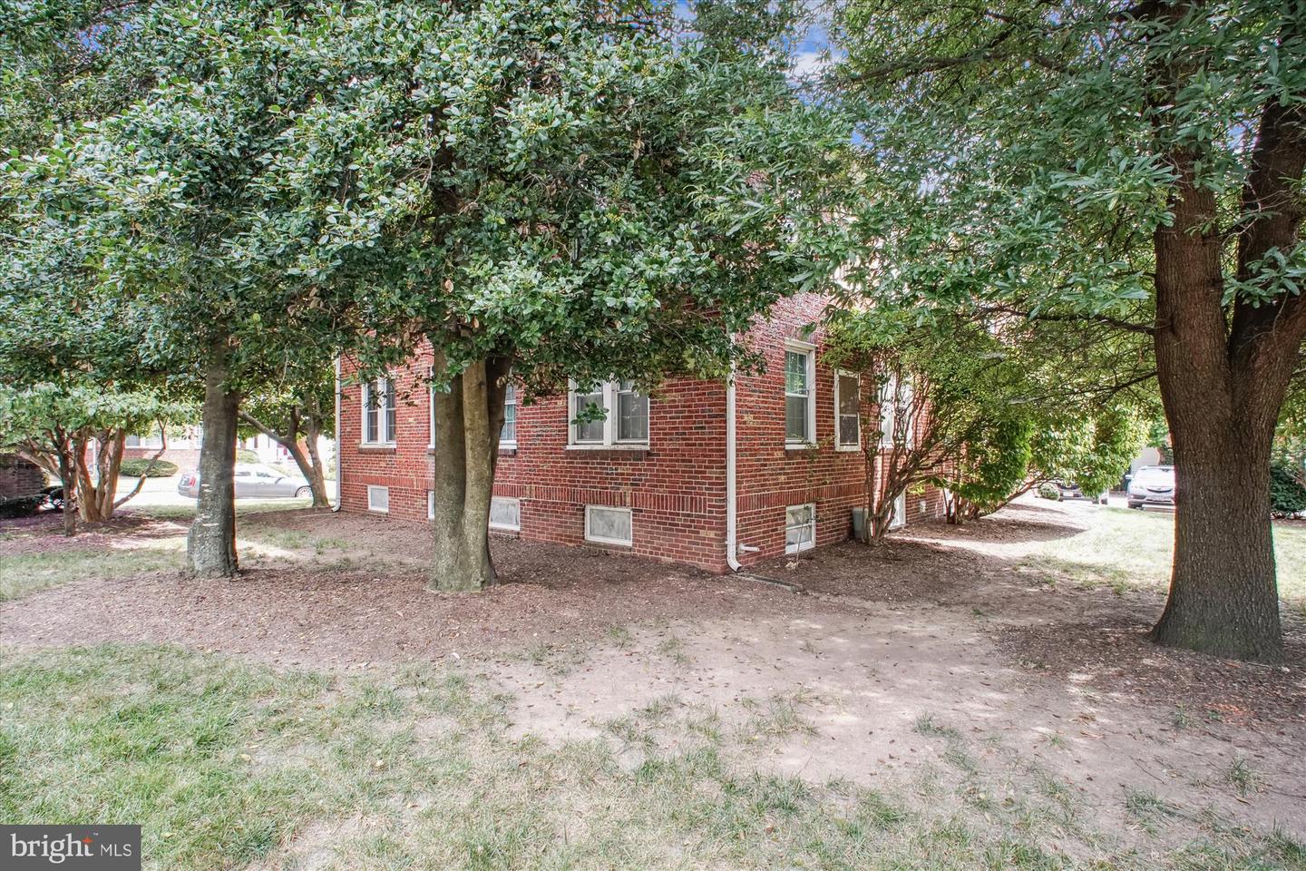 1706 DEWITT AVE #A, ALEXANDRIA, Virginia 22301, 1 Bedroom Bedrooms, ,1 BathroomBathrooms,Residential,For sale,1706 DEWITT AVE #A,VAAX2050540 MLS # VAAX2050540