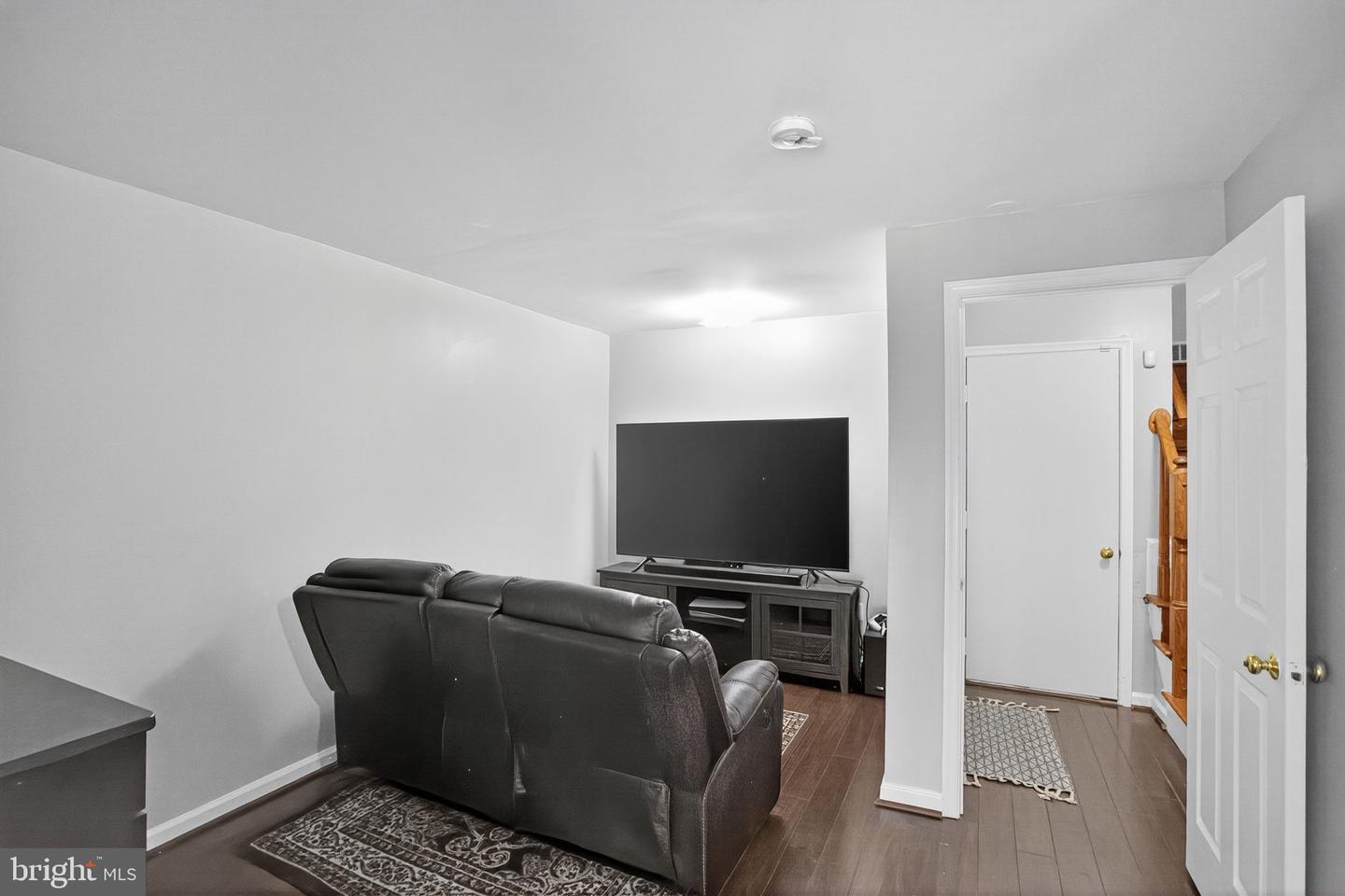 7845 COLONIAL SPRINGS BLVD, ALEXANDRIA, Virginia 22306, 3 Bedrooms Bedrooms, ,3 BathroomsBathrooms,Residential,For sale,7845 COLONIAL SPRINGS BLVD,VAFX2272858 MLS # VAFX2272858