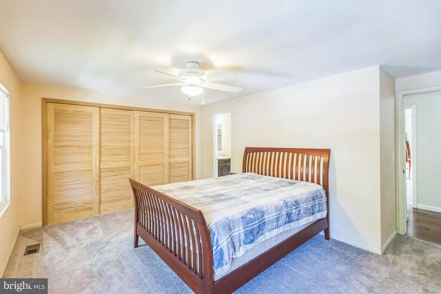 9427 CANDLEBERRY CT, BURKE, Virginia 22015, 3 Bedrooms Bedrooms, ,2 BathroomsBathrooms,Residential,For sale,9427 CANDLEBERRY CT,VAFX2235274 MLS # VAFX2235274