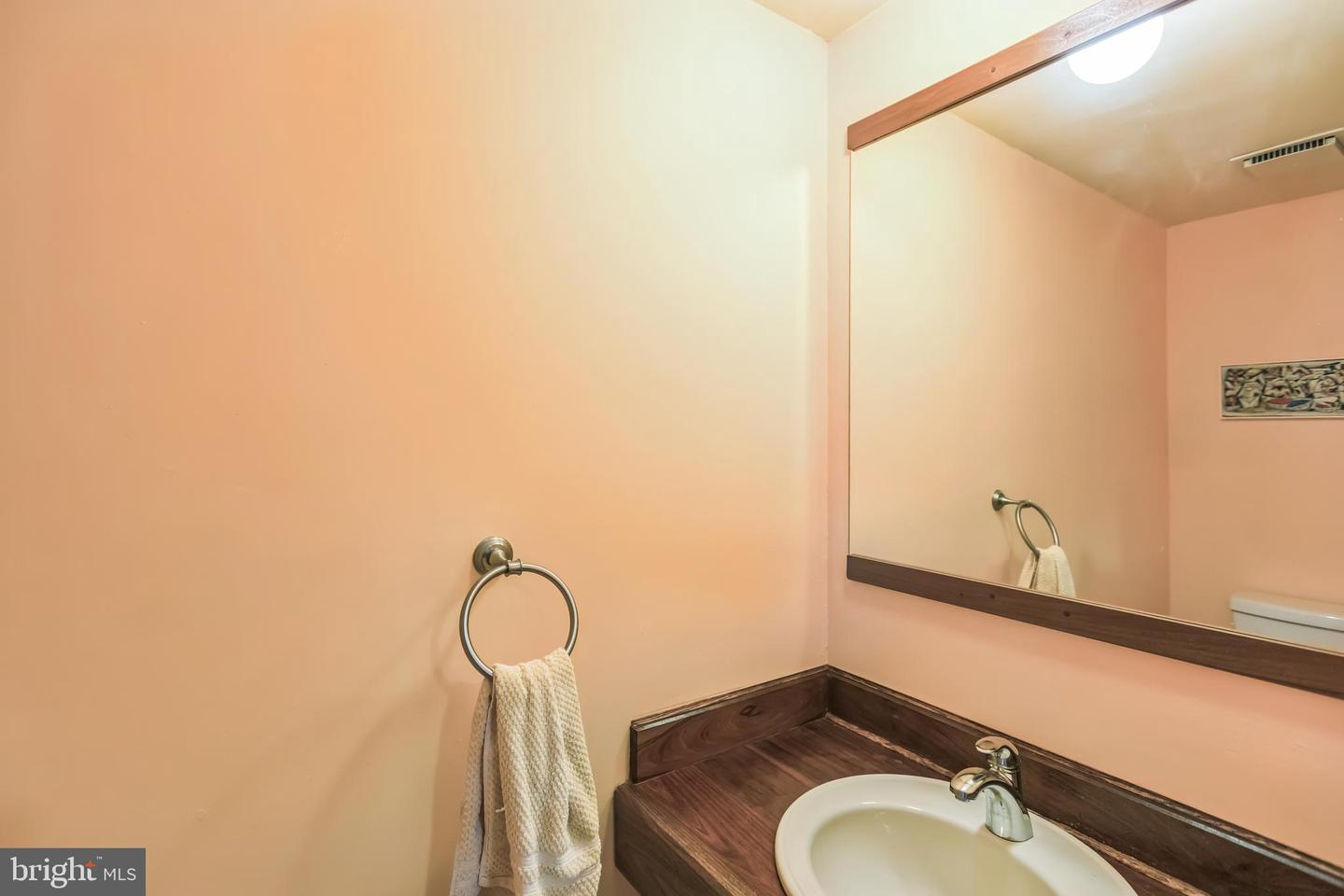9427 CANDLEBERRY CT, BURKE, Virginia 22015, 3 Bedrooms Bedrooms, ,2 BathroomsBathrooms,Residential,For sale,9427 CANDLEBERRY CT,VAFX2235274 MLS # VAFX2235274