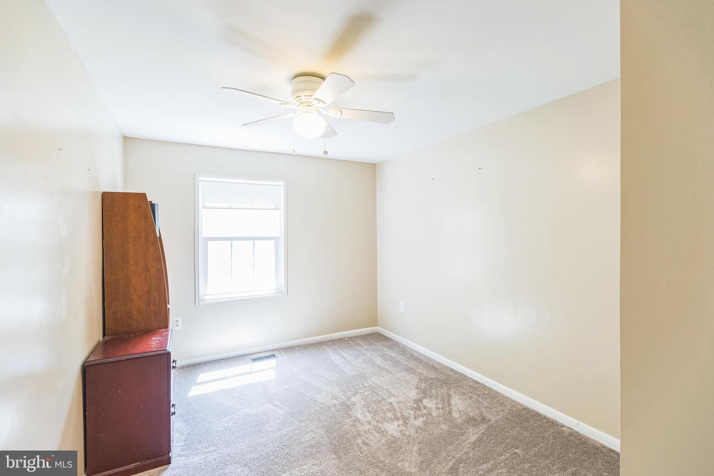 9427 CANDLEBERRY CT, BURKE, Virginia 22015, 3 Bedrooms Bedrooms, ,2 BathroomsBathrooms,Residential,For sale,9427 CANDLEBERRY CT,VAFX2235274 MLS # VAFX2235274