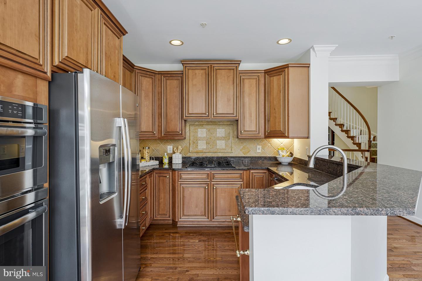 7740 LEGERE CT #35, MCLEAN, Virginia 22102, 3 Bedrooms Bedrooms, ,3 BathroomsBathrooms,Residential,For sale,7740 LEGERE CT #35,VAFX2244518 MLS # VAFX2244518