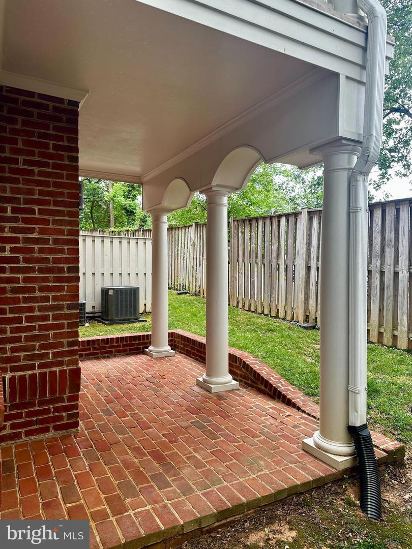 7740 LEGERE CT #35, MCLEAN, Virginia 22102, 3 Bedrooms Bedrooms, ,3 BathroomsBathrooms,Residential,For sale,7740 LEGERE CT #35,VAFX2244518 MLS # VAFX2244518