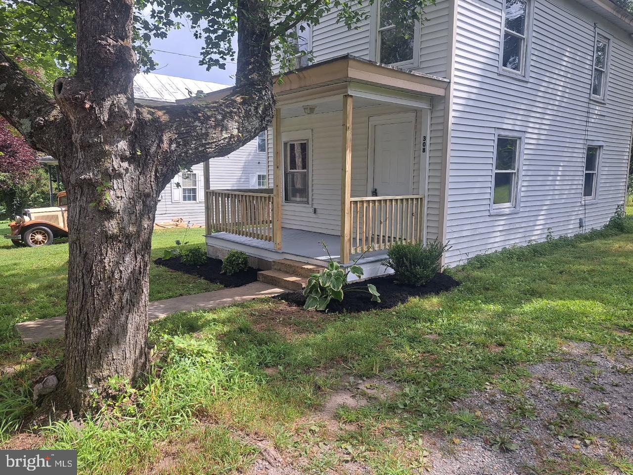 308 VIRGINIA AVE, MINERAL, Virginia 23117, 3 Bedrooms Bedrooms, 8 Rooms Rooms,2 BathroomsBathrooms,Residential,For sale,308 VIRGINIA AVE,VALA2008094 MLS # VALA2008094