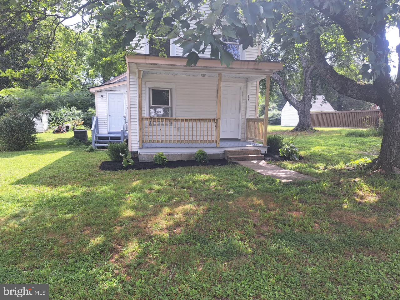 308 VIRGINIA AVE, MINERAL, Virginia 23117, 3 Bedrooms Bedrooms, 8 Rooms Rooms,2 BathroomsBathrooms,Residential,For sale,308 VIRGINIA AVE,VALA2008094 MLS # VALA2008094