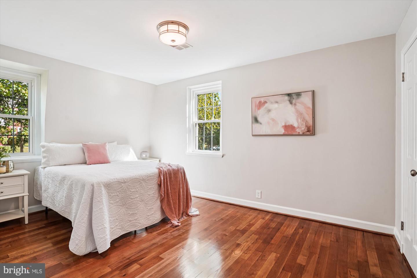 4642 31ST RD S, ARLINGTON, Virginia 22206, 3 Bedrooms Bedrooms, ,2 BathroomsBathrooms,Residential,For sale,4642 31ST RD S,VAAR2062706 MLS # VAAR2062706