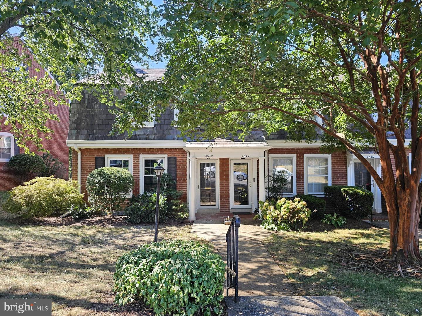 4642 31ST RD S, ARLINGTON, Virginia 22206, 3 Bedrooms Bedrooms, ,2 BathroomsBathrooms,Residential,For sale,4642 31ST RD S,VAAR2062706 MLS # VAAR2062706
