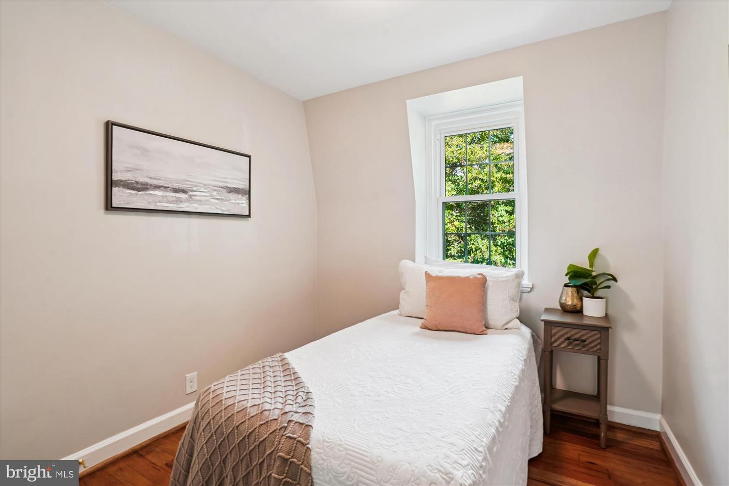 4642 31ST RD S, ARLINGTON, Virginia 22206, 3 Bedrooms Bedrooms, ,2 BathroomsBathrooms,Residential,For sale,4642 31ST RD S,VAAR2062706 MLS # VAAR2062706