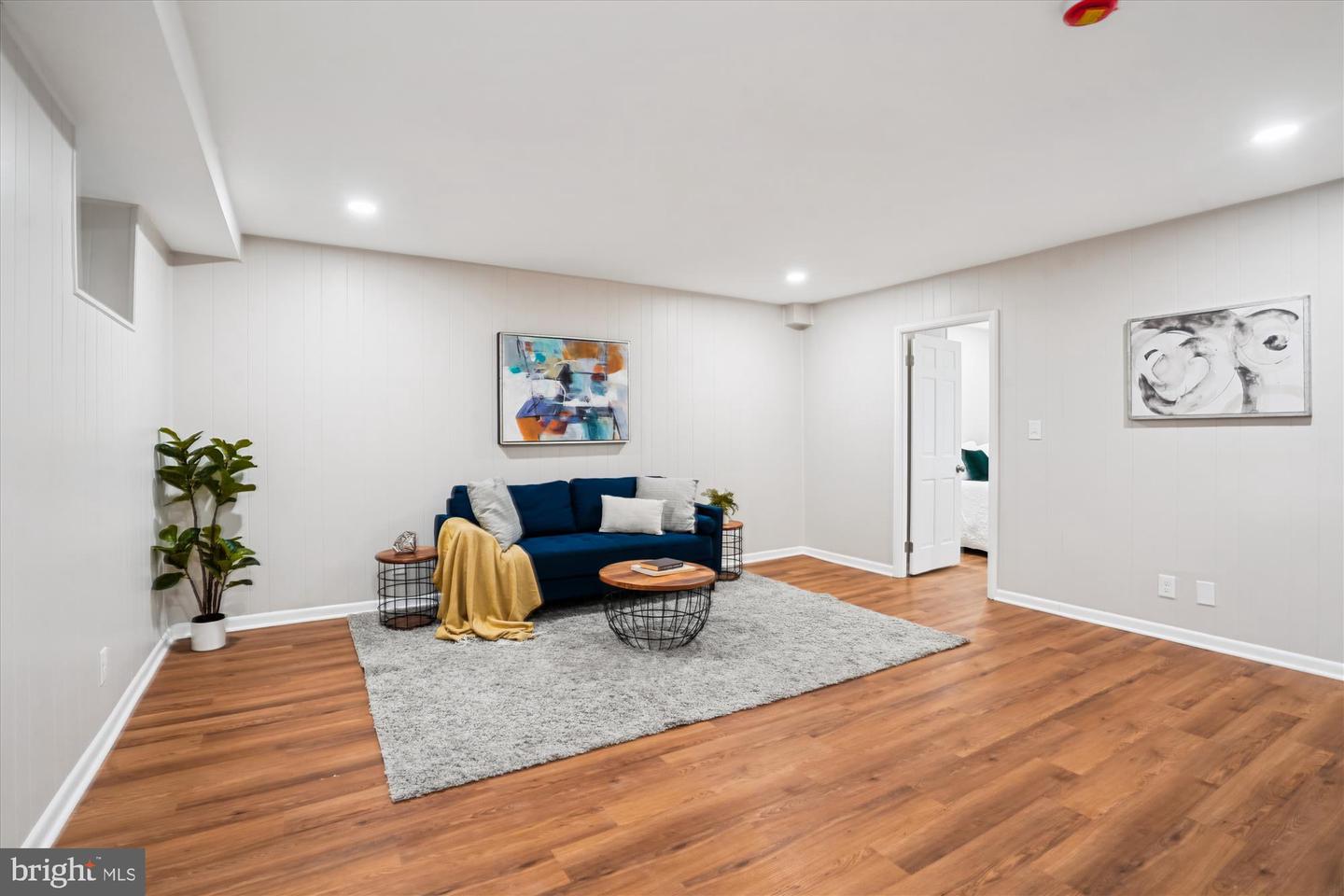 4642 31ST RD S, ARLINGTON, Virginia 22206, 3 Bedrooms Bedrooms, ,2 BathroomsBathrooms,Residential,For sale,4642 31ST RD S,VAAR2062706 MLS # VAAR2062706